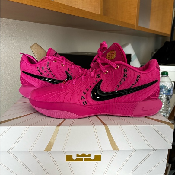 Nike Lebron 21 (EYBL peach jam 2024)